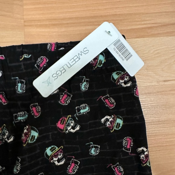 Sweetlegs - Stay Chill (One Size) - Picture 3 of 3